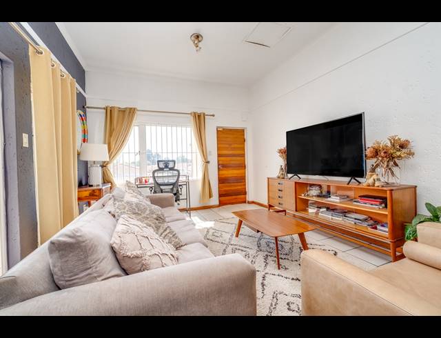 2 BEDROOM APARTMENT FOR SALE IN WELTEVREDEN PARK